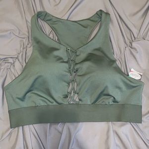 NWT Victoria’s Secret PINK Ultimate Sports Bra